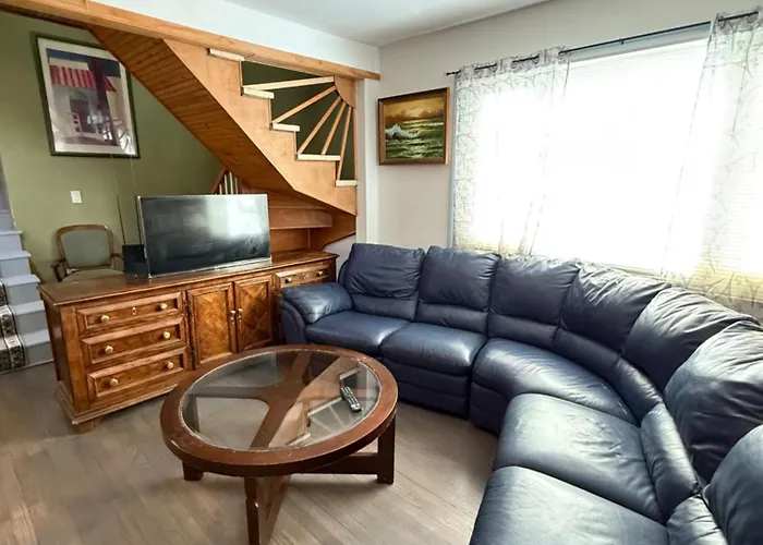 Charming In Portage Park *